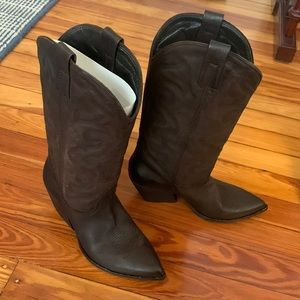 Steven brown cowboy boots - never worn